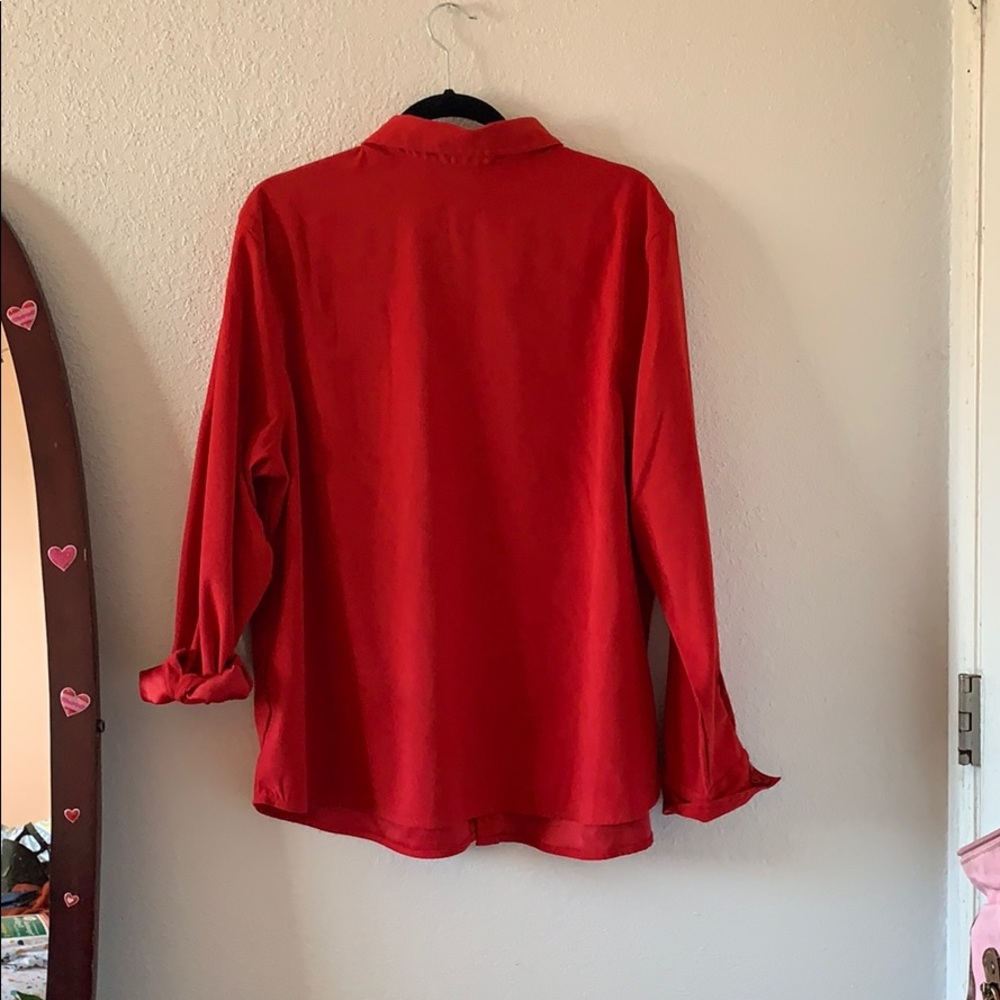 Red Basic Editions LS - Picture 2 of 3